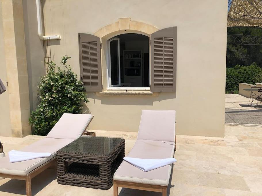 Appartement Dans Bastide A Saint Remy De Provence Luaran gambar